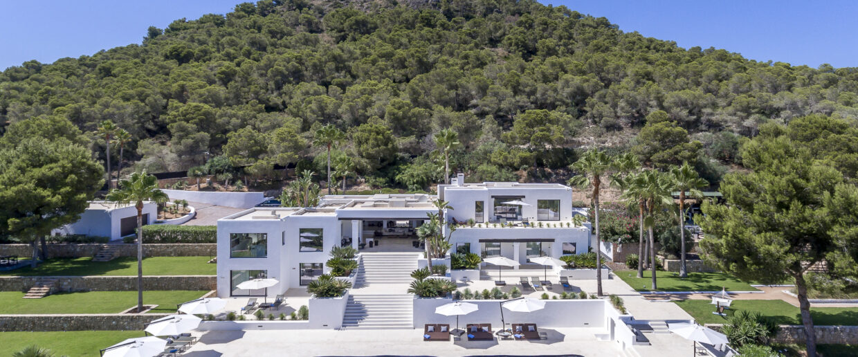Villa Supreme