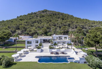 Villa Supreme