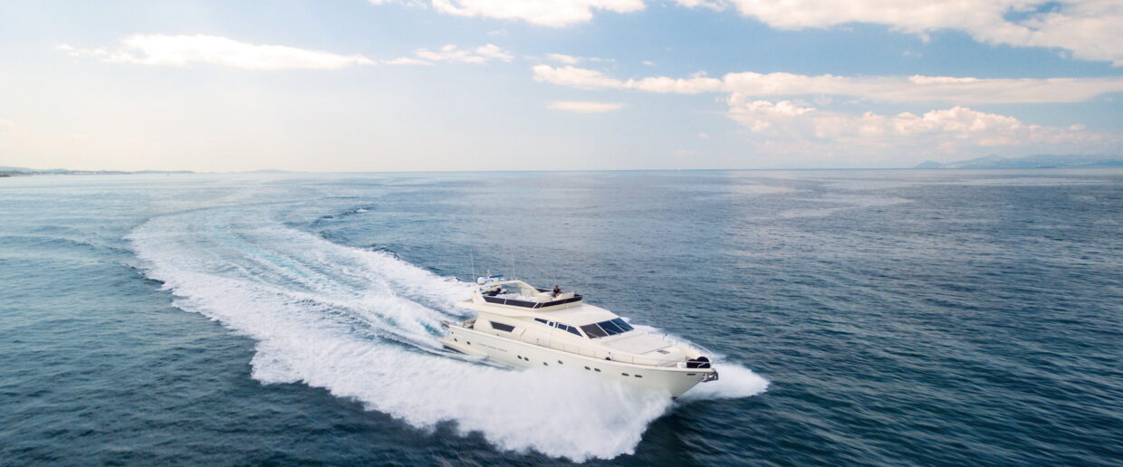 Ferretti 80