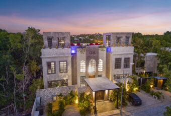 Villa Queen